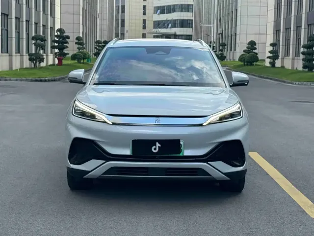 BYD Yuan PLUS — Фото автомобиля 2