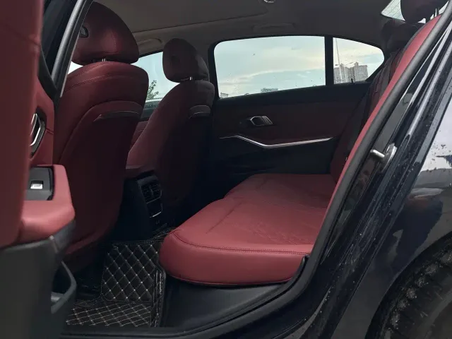 BMW 3 Series — Фото автомобиля 11