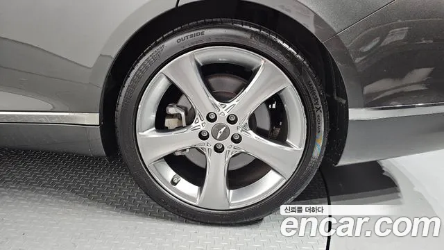 Genesis G80 Бензин 2.5 турбо AWD — Фото автомобиля 17