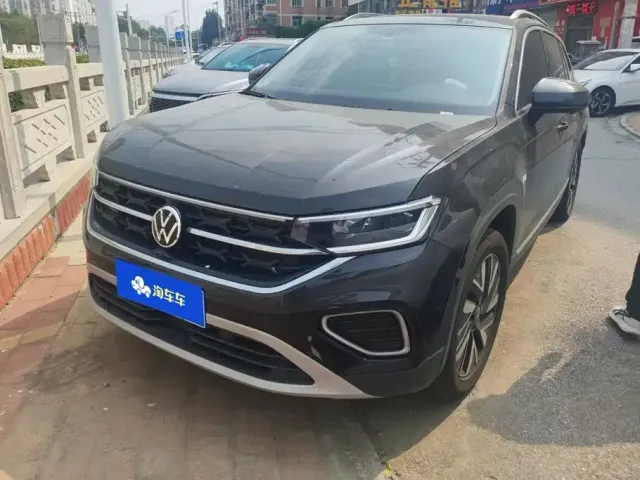 Фотография автомобиля — Volkswagen Tayron