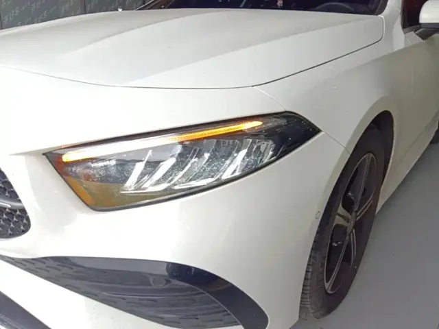 Mercedes-Benz A-Class — Фото автомобиля 23