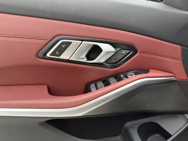 BMW 3 Series — Фото автомобиля 7