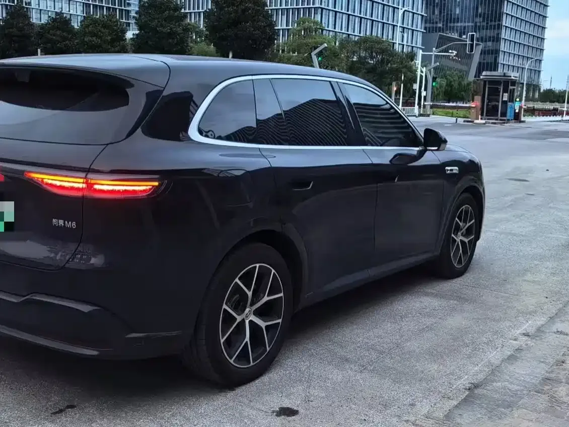 AITO Wenjie AITO M6 2026 Base Model — Фото автомобиля 4