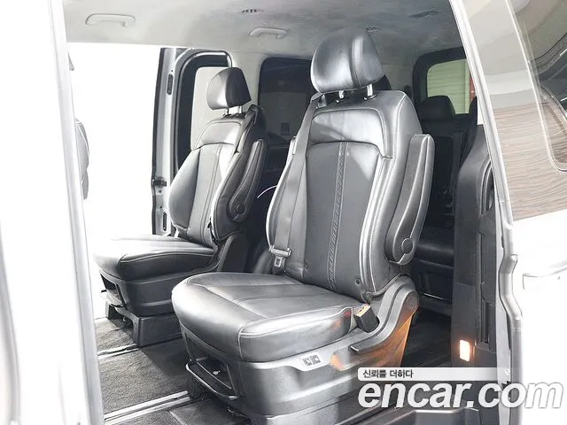 Hyundai Staria — Фото автомобиля 13