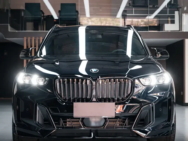 BMW X5 — Фото автомобиля 2