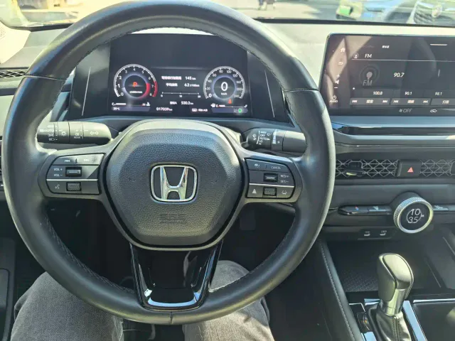 Honda Accord — Фото автомобиля 3