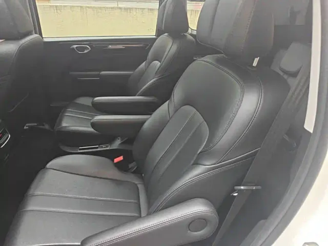 GAC Trumpchi M6 — Фото автомобиля 16