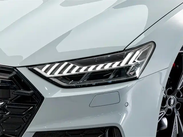 Audi A7L — Фото автомобиля 4