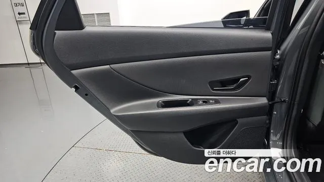 Hyundai Avante CN7 — Фото автомобиля 14