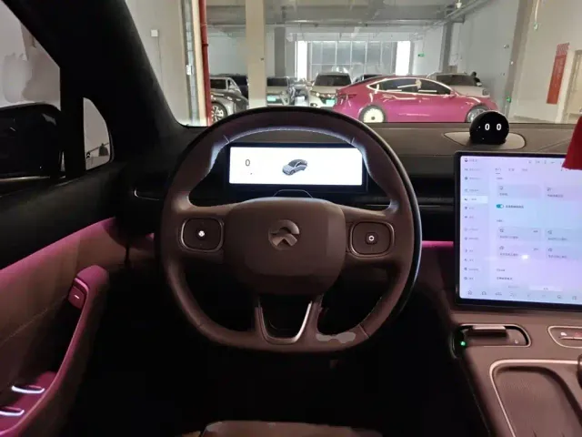 Nio EC6 — Фото автомобиля 2