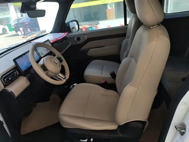 Baojun Yep — Фото автомобиля 14