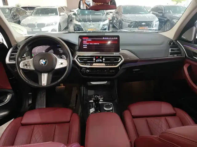 BMW X3 — Фото автомобиля 9