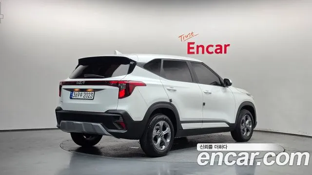 Kia Seltos Бензин 1.6 турбо 2WD — Фото автомобиля 2