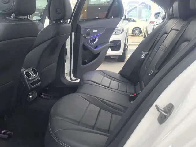 Mercedes-Benz C-Class — Фото автомобиля 11