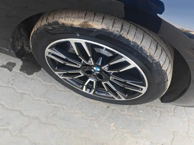BMW 5 Series — Фото автомобиля 6