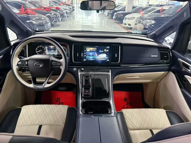 GAC Trumpchi M8 — Фото автомобиля 9