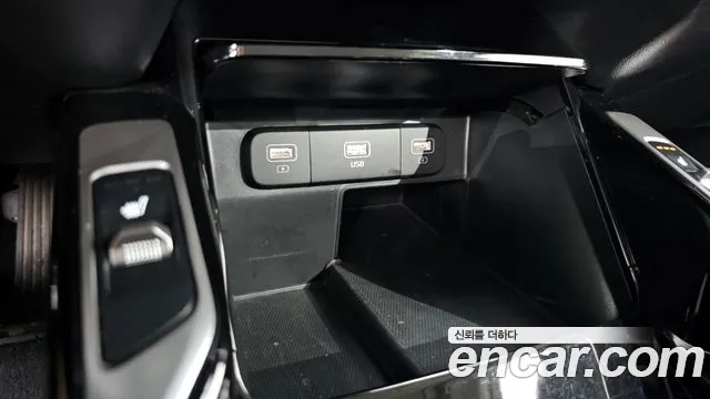 Kia Sorento Sorento 4-е поколение Дизель 2.2 2WD — Фото автомобиля 12