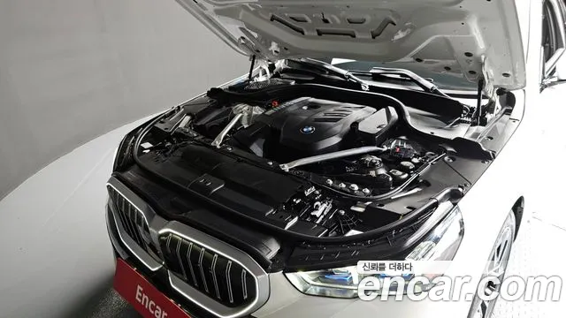 BMW 5-Series — Фото автомобиля 6