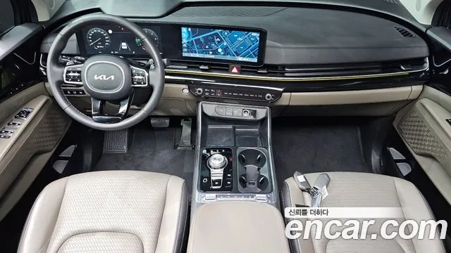 Kia Carnival Generation 4 — Фото автомобиля 10