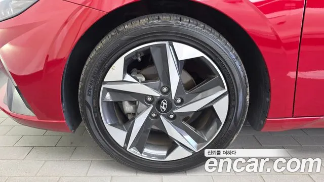 Hyundai Avante CN7 — Фото автомобиля 5