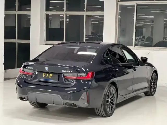 BMW 3 Series — Фото автомобиля 9