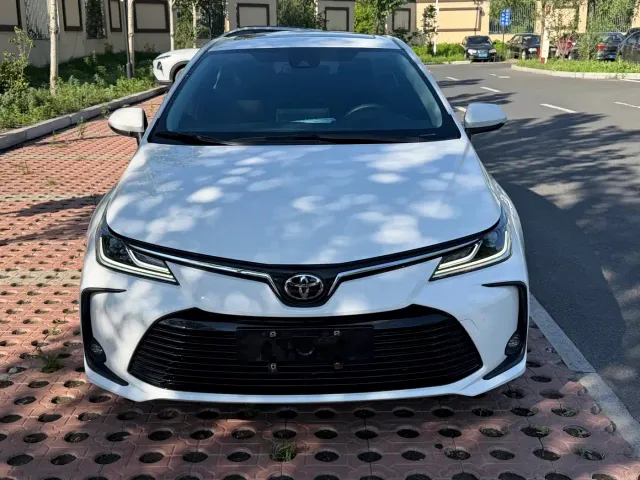 Toyota Corolla — Фото автомобиля 3