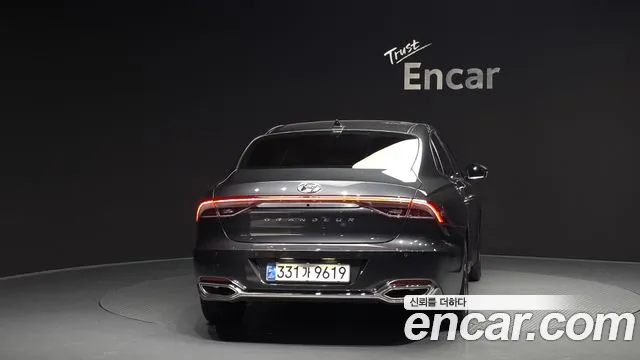 Hyundai Grandeur — Фото автомобиля 4