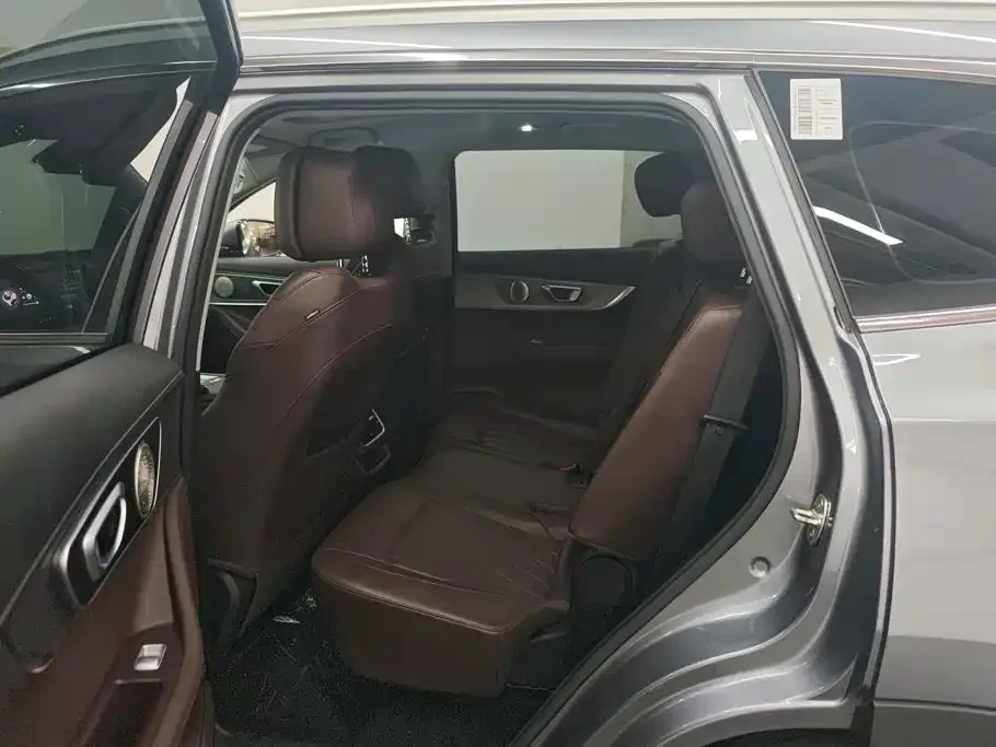 Chery Tiggo 8 PRO 2024 Champion Edition 290T 2WD Peak Edition 7-Seater — Фото автомобиля 11