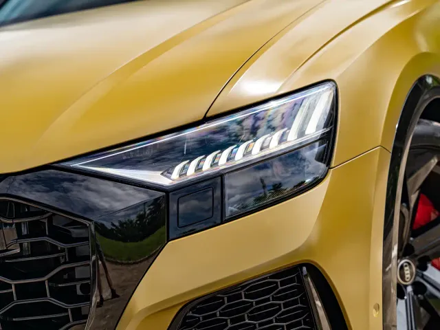 Audi RS Q8 — Фото автомобиля 6