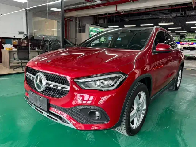 Фотография автомобиля — Mercedes-Benz GLA-Class
