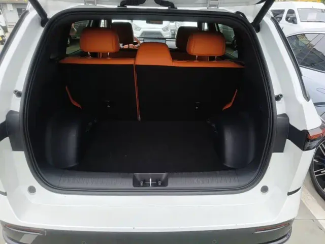 Toyota BoZhi 3X — Фото автомобиля 18