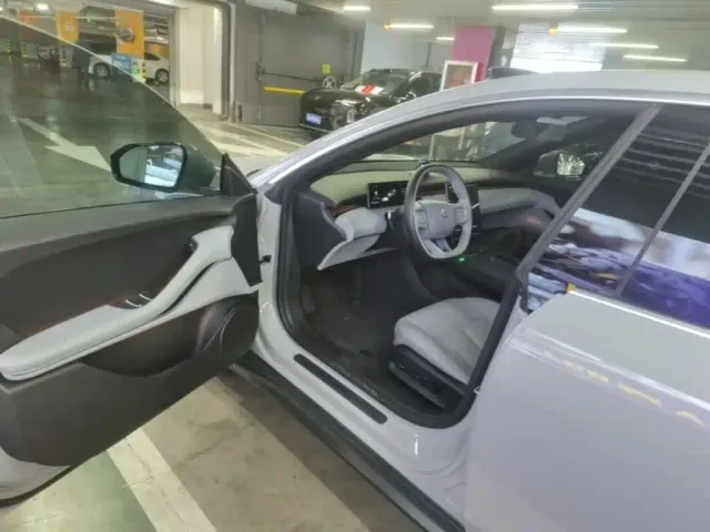 Nio ET5 Touring — Фото автомобиля 15