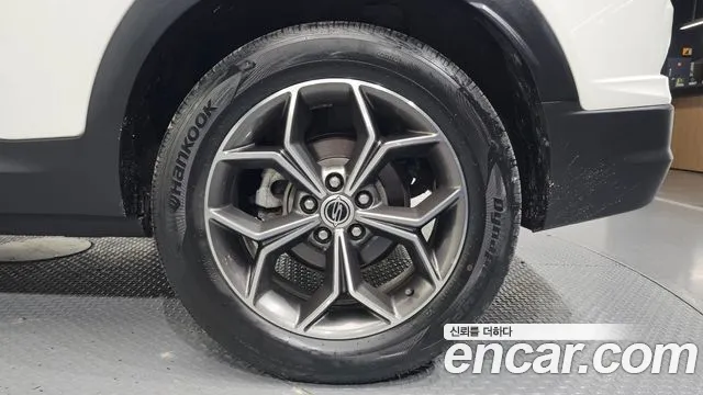 KGM Korando Beautiful — Фото автомобиля 6