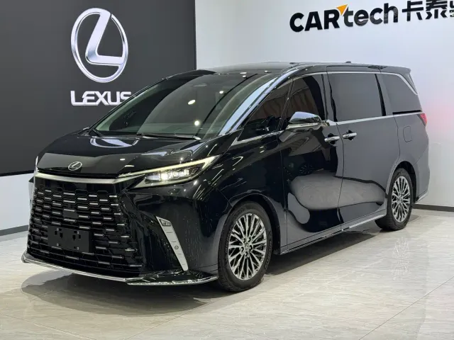 Фотография автомобиля — Lexus LM
