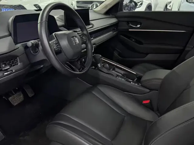 Honda Accord — Фото автомобиля 4