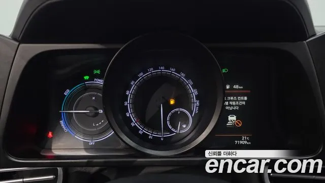 Hyundai Avante CN7 — Фото автомобиля 11