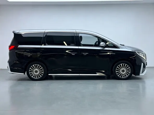 GAC Trumpchi M8 — Фото автомобиля 21