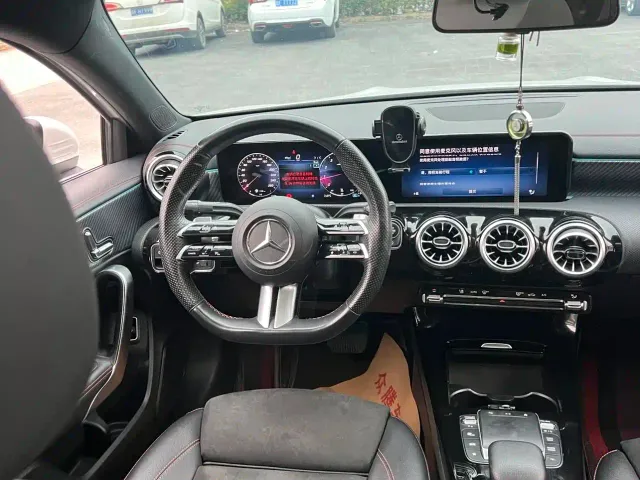 Mercedes-Benz A-Class — Фото автомобиля 26