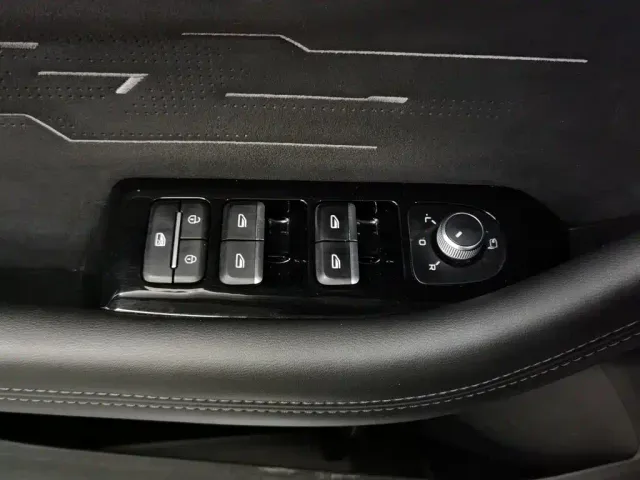 Geely Xingyue L — Фото автомобиля 9