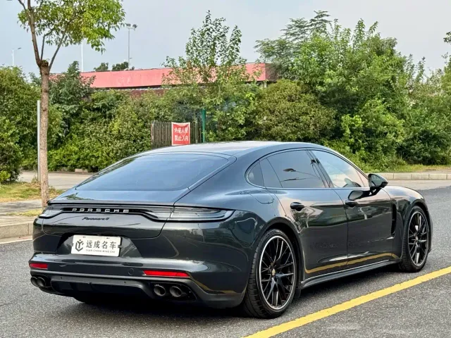 Porsche Panamera — Фото автомобиля 5