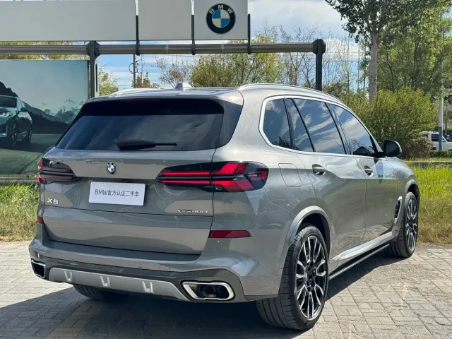 BMW X5 — Фото автомобиля 5