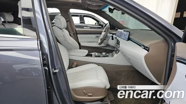 Genesis GV70 2.5T Бензин AWD — Фото автомобиля 11