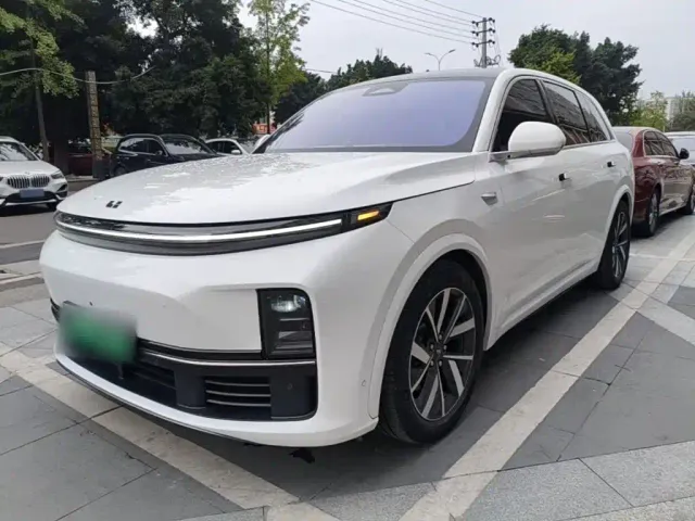 Фотография автомобиля — Li Auto L7
