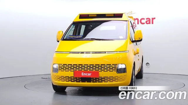 Hyundai Staria Staria L3.5 Школьный автобус — Фото автомобиля 3