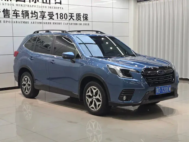 Subaru Forester — Фото автомобиля 3