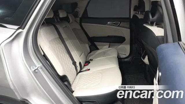Kia Sportage Sportage 5-е поколение Бензин 1.6 турбо 2WD — Фото автомобиля 10