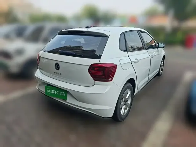 Volkswagen Polo — Фото автомобиля 4