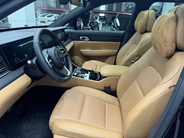Li Auto ONE — Фото автомобиля 4
