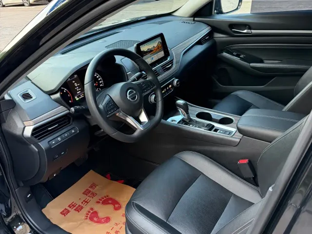 Nissan Teana — Фото автомобиля 6