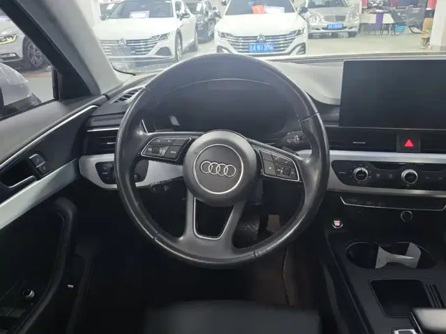 Audi A4L — Фото автомобиля 15